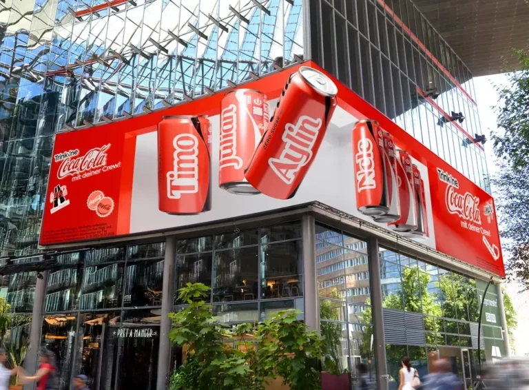 3D Display im Center, Coca Cola Kampagne